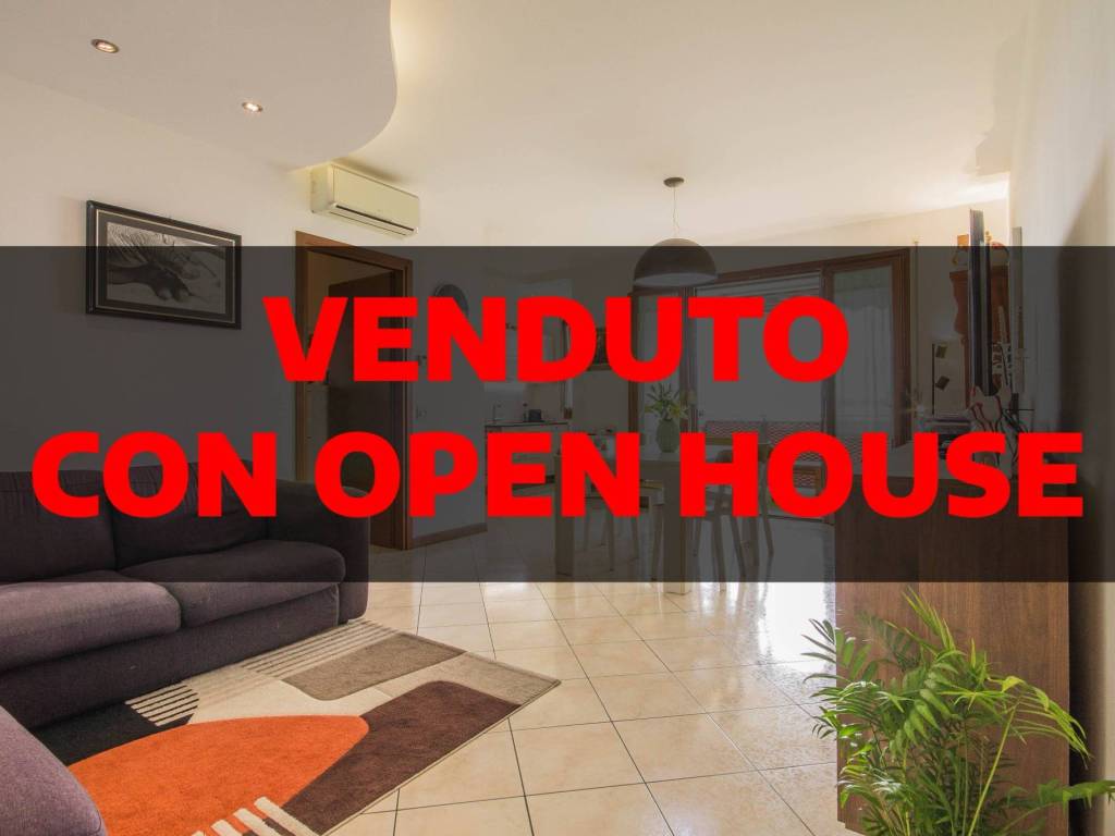 appartamento in vendita a Verona in zona Cadidavid