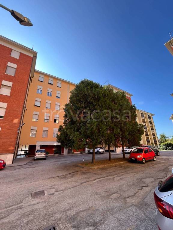 appartamento in vendita a Verona in zona Golosine