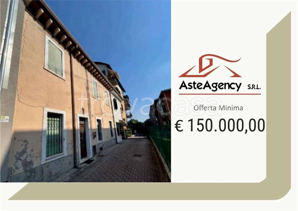 casa indipendente in vendita a Verona in zona Borgo Roma