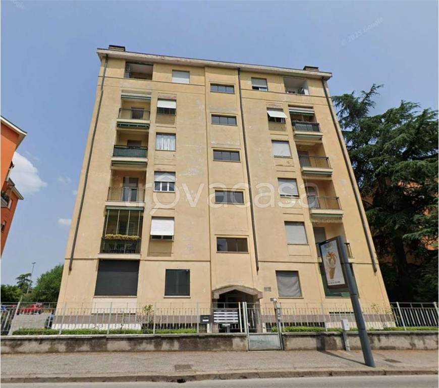appartamento in vendita a Verona in zona Borgo Milano