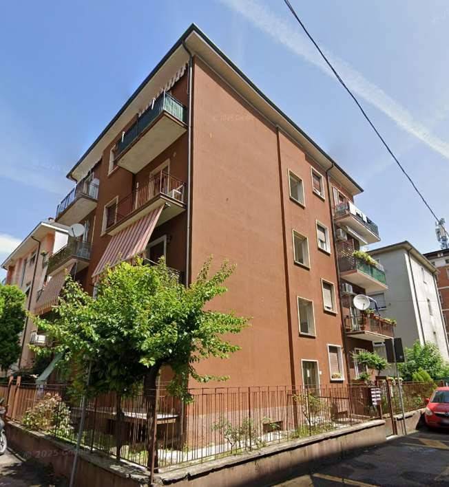 appartamento in vendita a Verona in zona Santa Lucia