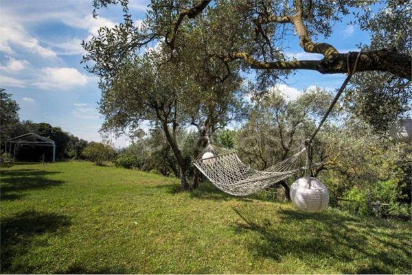 casa indipendente in vendita a Verona in zona Quinzano