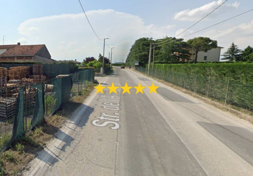 appartamento in vendita a Verona in zona Santa Lucia