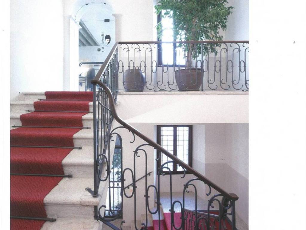 negozio in vendita a Verona in zona Centro Storico