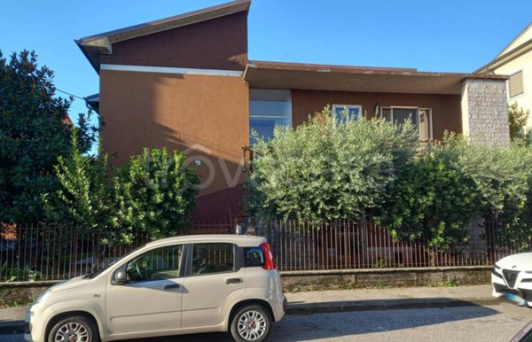 casa indipendente in vendita a Verona in zona Golosine