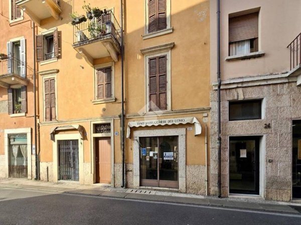 negozio in vendita a Verona in zona San Zeno