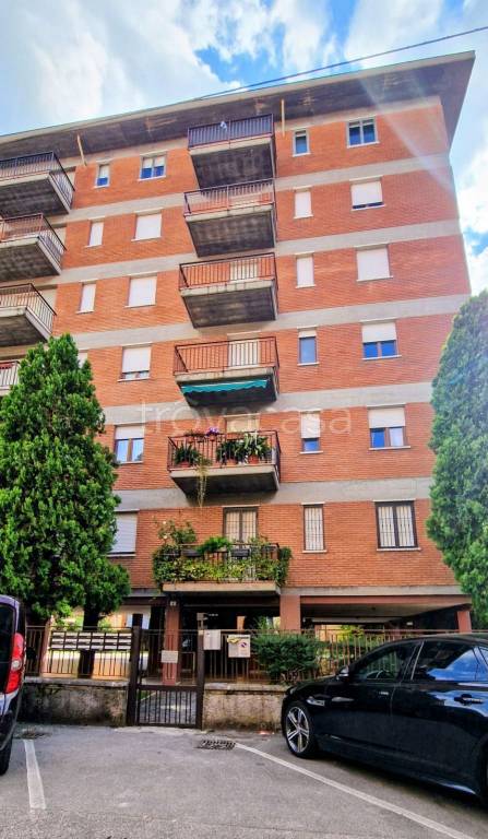 appartamento in vendita a Verona in zona Musicisti / Santa Croce