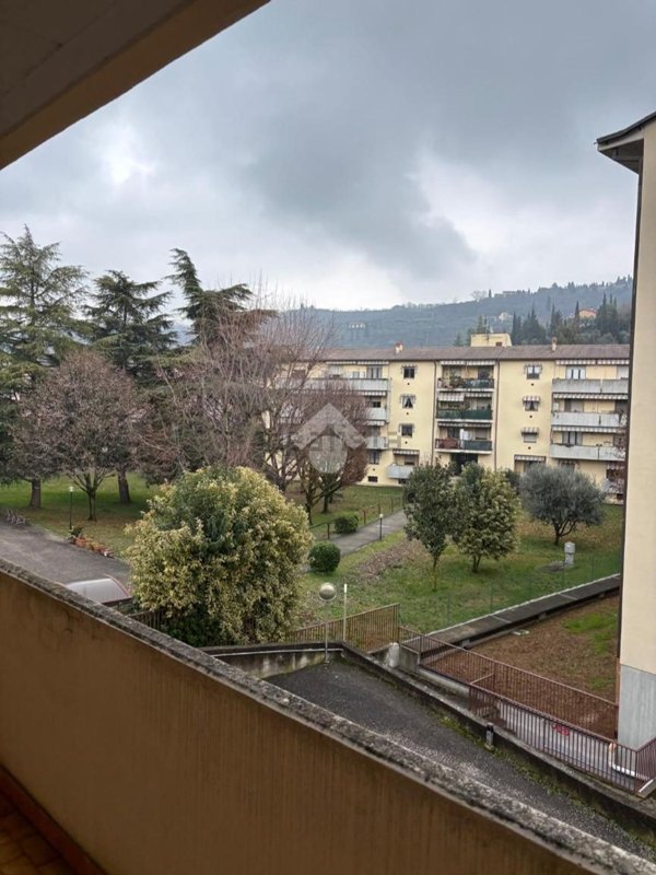 casa indipendente in vendita a Verona in zona Avesa