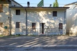 casa indipendente in vendita a Verona