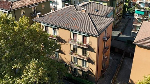 appartamento in vendita a Verona in zona Musicisti / Santa Croce