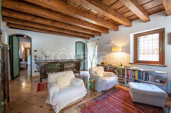 casa indipendente in vendita a Verona in zona Veronetta