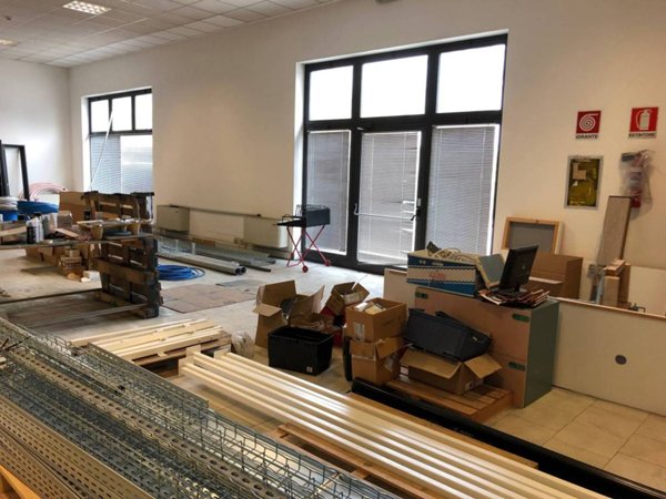 capannone in vendita a Verona