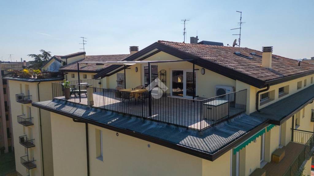 appartamento in vendita a Verona in zona Porto Crencano