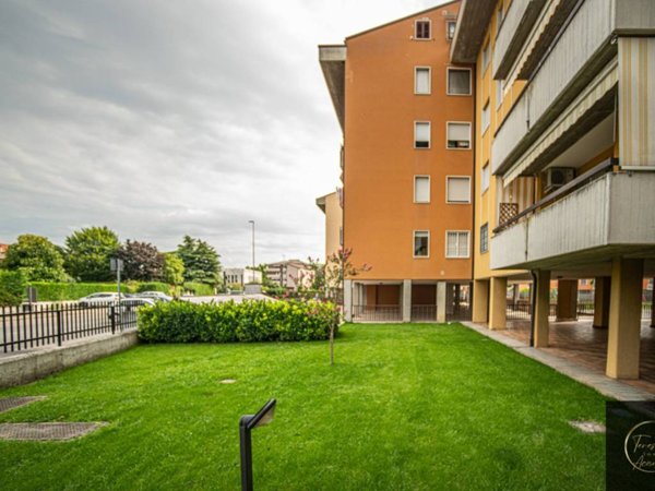 appartamento in vendita a Verona in zona Borgo Milano