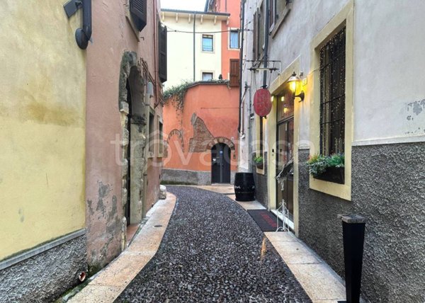 appartamento in vendita a Verona in zona Centro Storico
