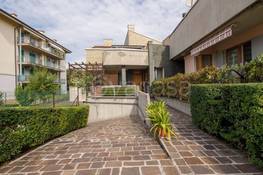 appartamento in vendita a Verona