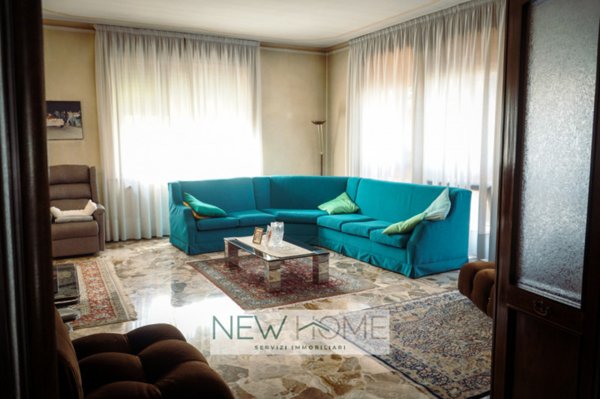 casa indipendente in vendita a Verona