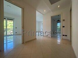 appartamento in vendita a Verona in zona Valdonega