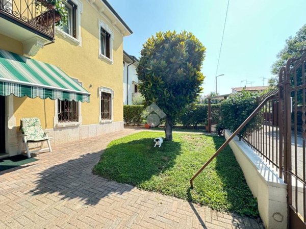 casa indipendente in vendita a Verona in zona Porto Crencano
