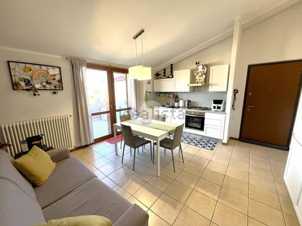 appartamento in vendita a Verona in zona Cadidavid