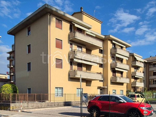 appartamento in vendita a Verona in zona Santa Lucia