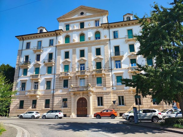 appartamento in vendita a Verona in zona Veronetta