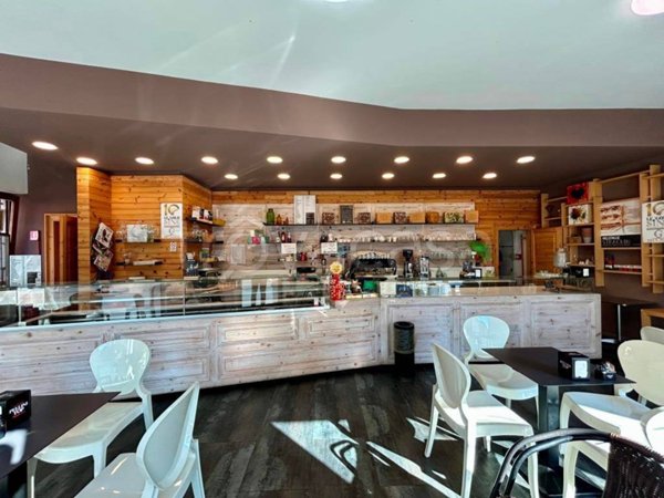 negozio in vendita a Verona in zona Golosine