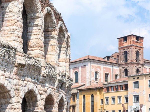 negozio in vendita a Verona in zona Centro Storico