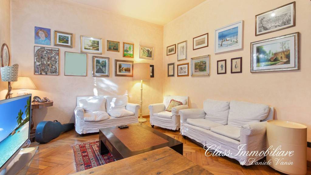 casa indipendente in vendita a Verona in zona Borgo Trento