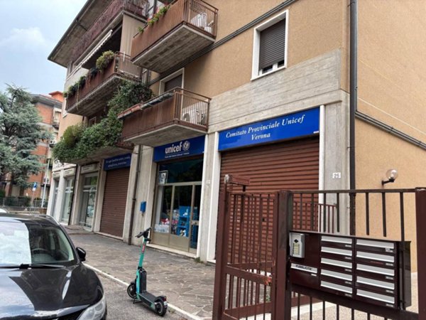 negozio in vendita a Verona in zona Borgo Milano