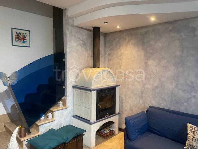 casa indipendente in vendita a Verona in zona Borgo Roma