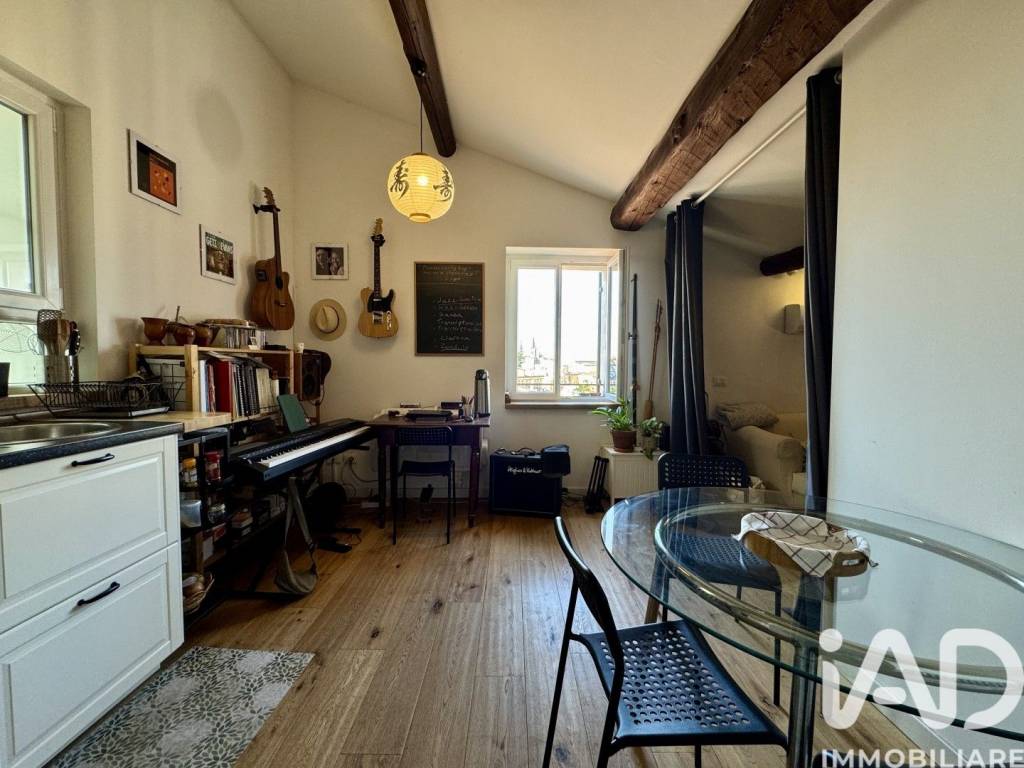 appartamento in vendita a Verona in zona Centro Storico