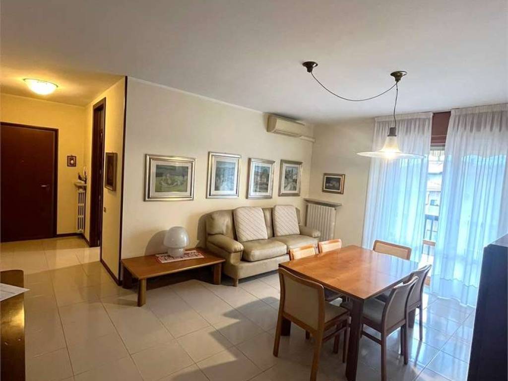 appartamento in vendita a Verona in zona Musicisti / Santa Croce