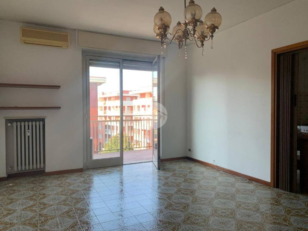 appartamento in vendita a Verona in zona Golosine