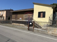 casa indipendente in vendita a Verona