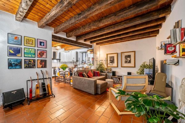 appartamento in vendita a Verona in zona Veronetta