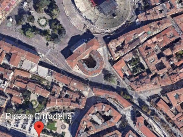 appartamento in vendita a Verona in zona Centro Storico