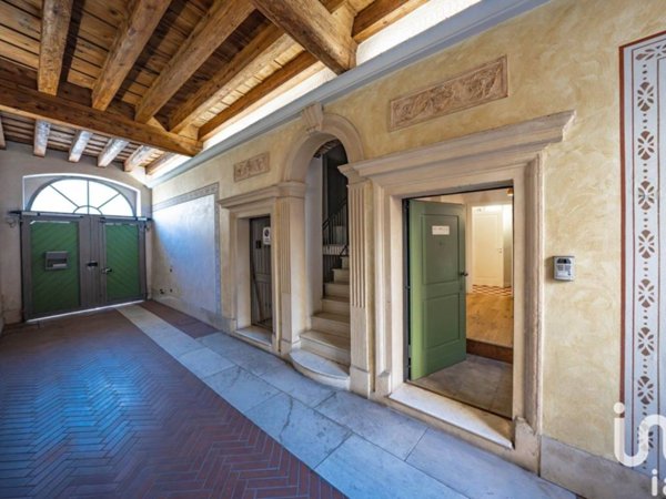 appartamento in vendita a Verona in zona Centro Storico