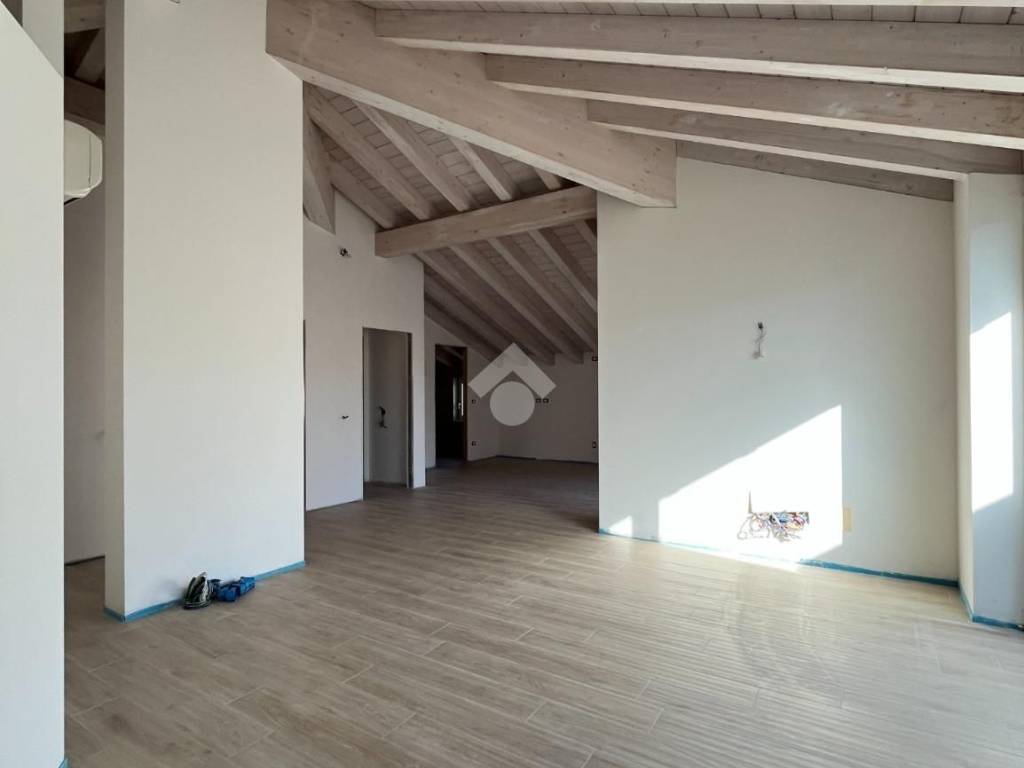 appartamento in vendita a Verona in zona Borgo Milano