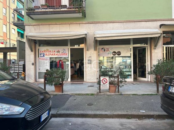 negozio in vendita a Verona in zona Borgo Roma