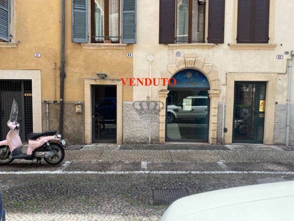 negozio in vendita a Verona