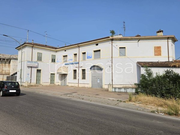 negozio in vendita a Verona