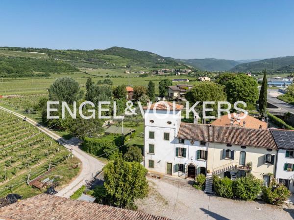 casa indipendente in vendita a Verona in zona Montorio Veronese