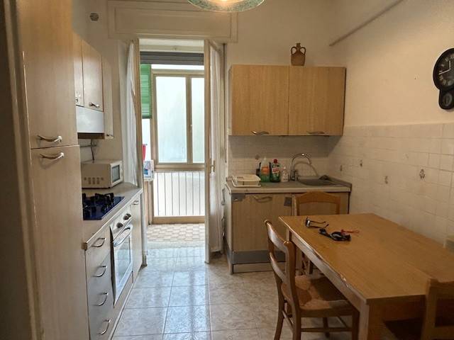 appartamento in vendita a Verona in zona Valdonega