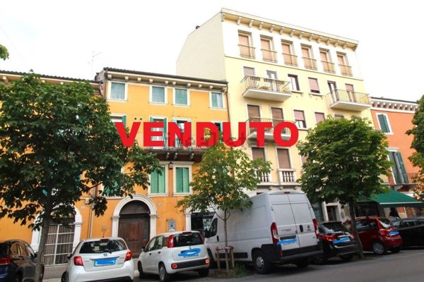 appartamento in vendita a Verona in zona San Zeno