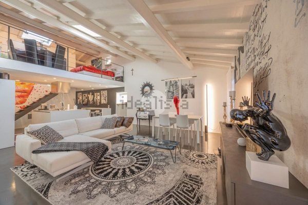 appartamento in vendita a Verona in zona Centro Storico