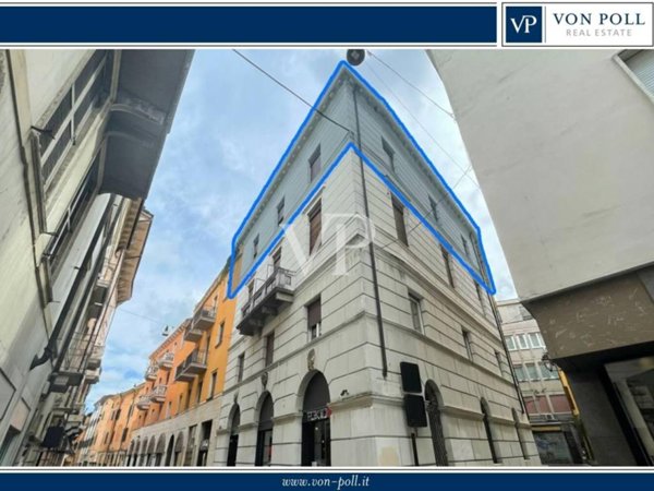appartamento in vendita a Verona in zona Centro Storico