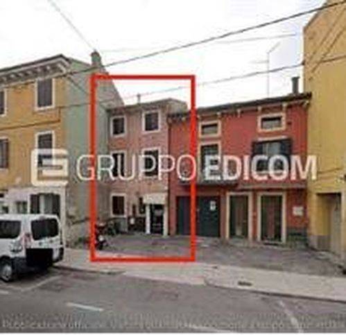 casa indipendente in vendita a Verona in zona San Michele Extra