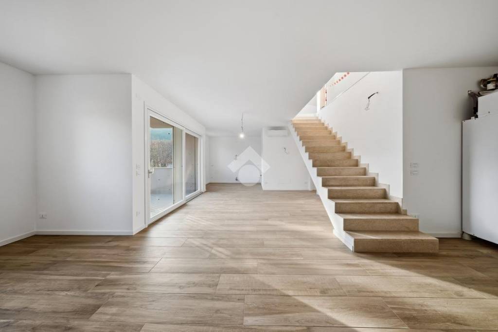 appartamento in vendita a Verona in zona Centro Storico