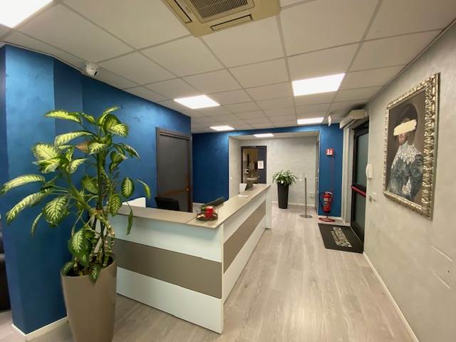 ufficio in vendita a Verona in zona Borgo Roma